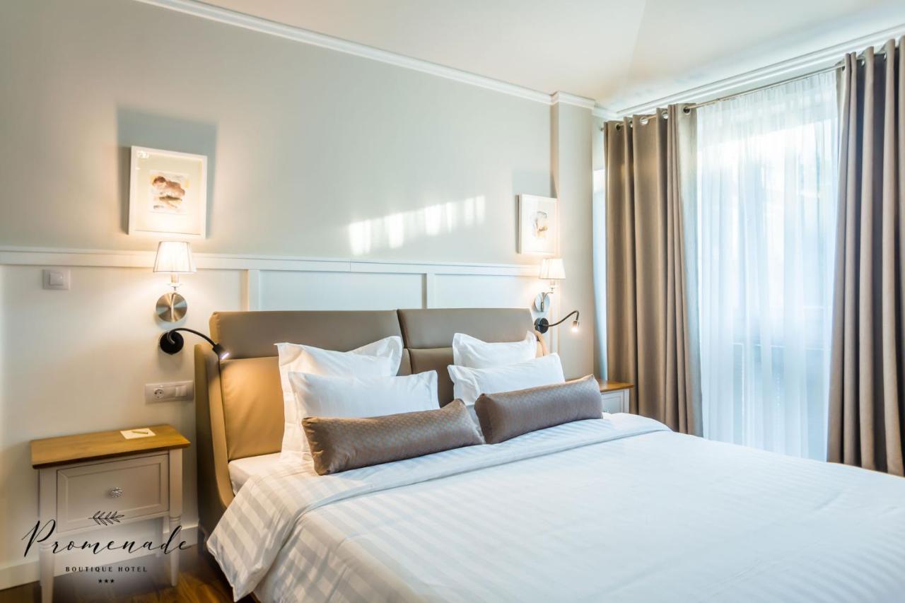 Hotel Residence Promenade Burgas Stad Buitenkant foto A bedroom at the hotel