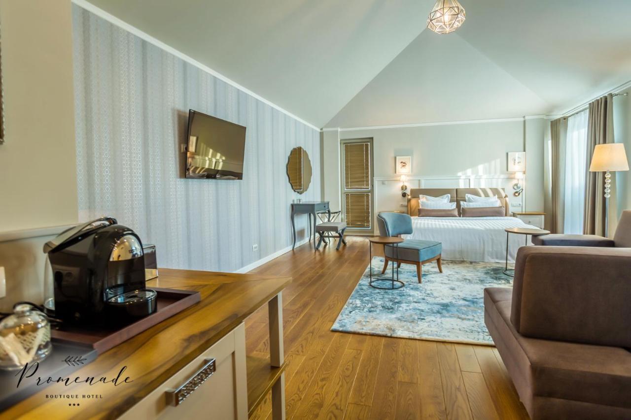Hotel Residence Promenade Burgas Stad Buitenkant foto Suite