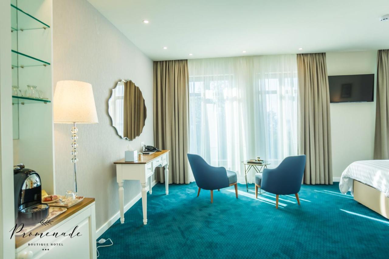 Hotel Residence Promenade Burgas Stad Buitenkant foto Deluxe room