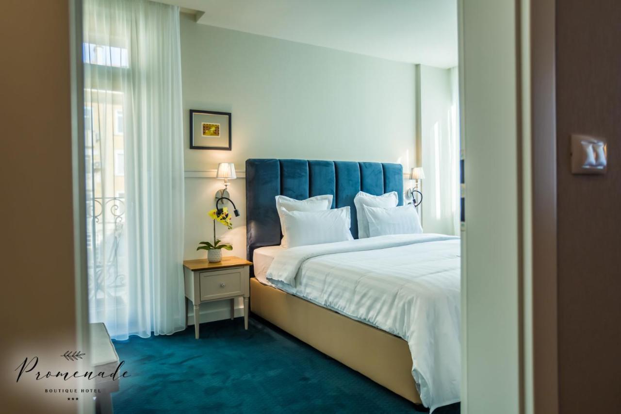 Hotel Residence Promenade Burgas Stad Buitenkant foto Deluxe Room