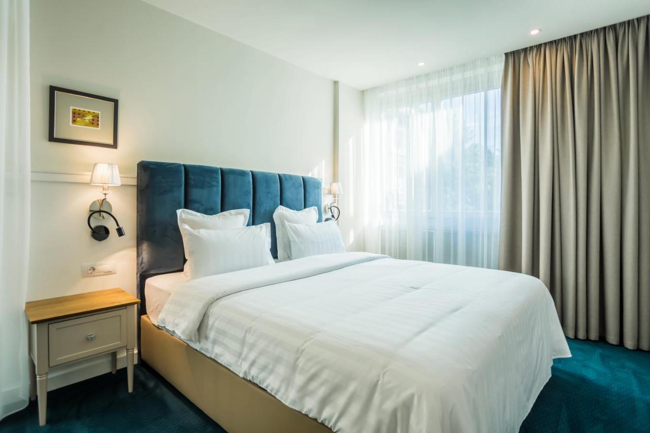 Hotel Residence Promenade Burgas Stad Buitenkant foto A bedroom at the hotel