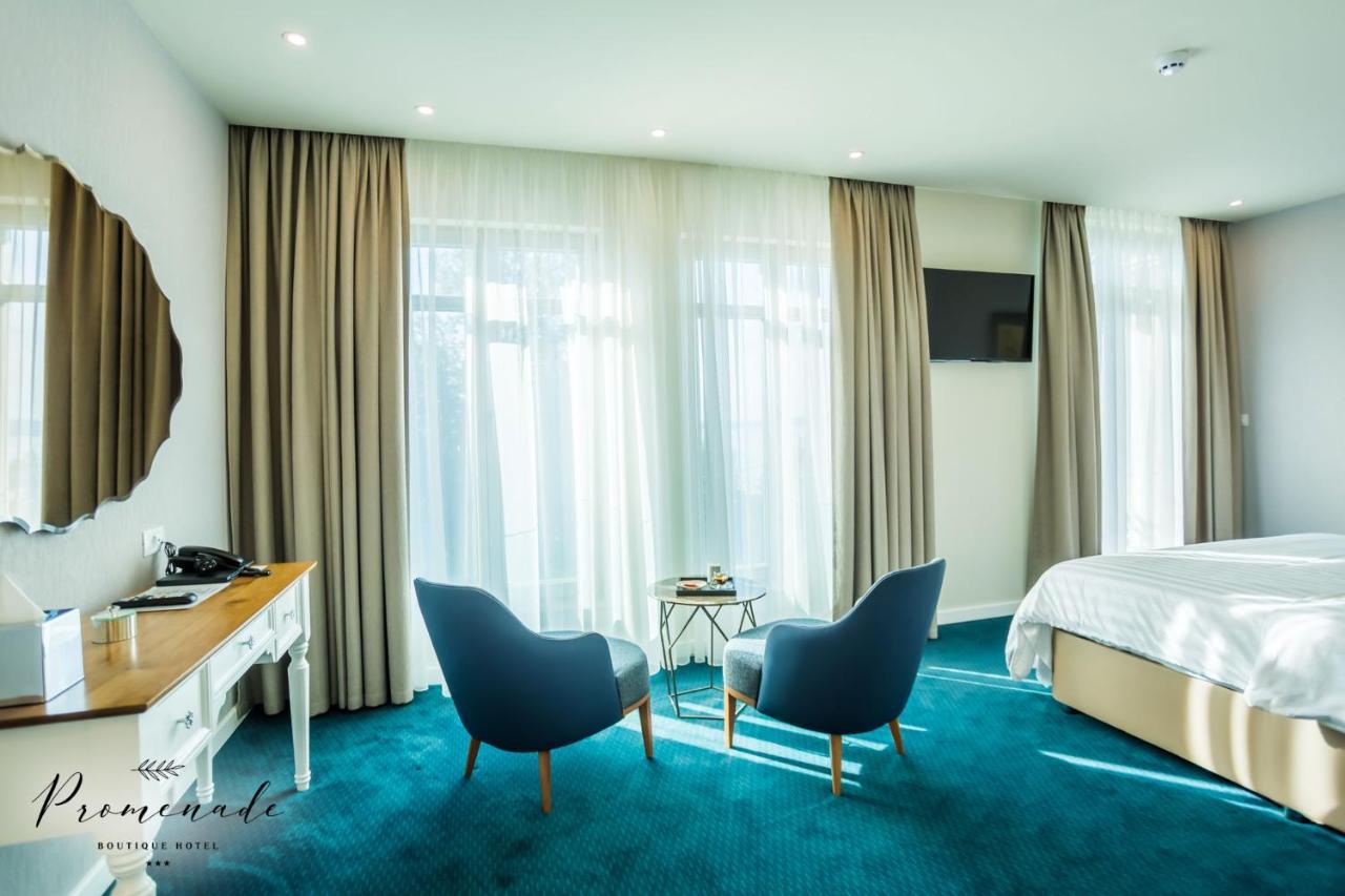 Hotel Residence Promenade Burgas Stad Buitenkant foto A room at the hotel